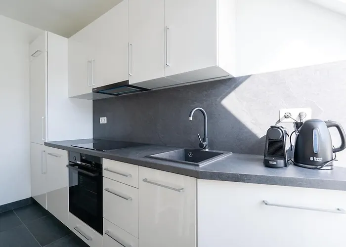 Apartamento Modern Rooftop For Long Term *